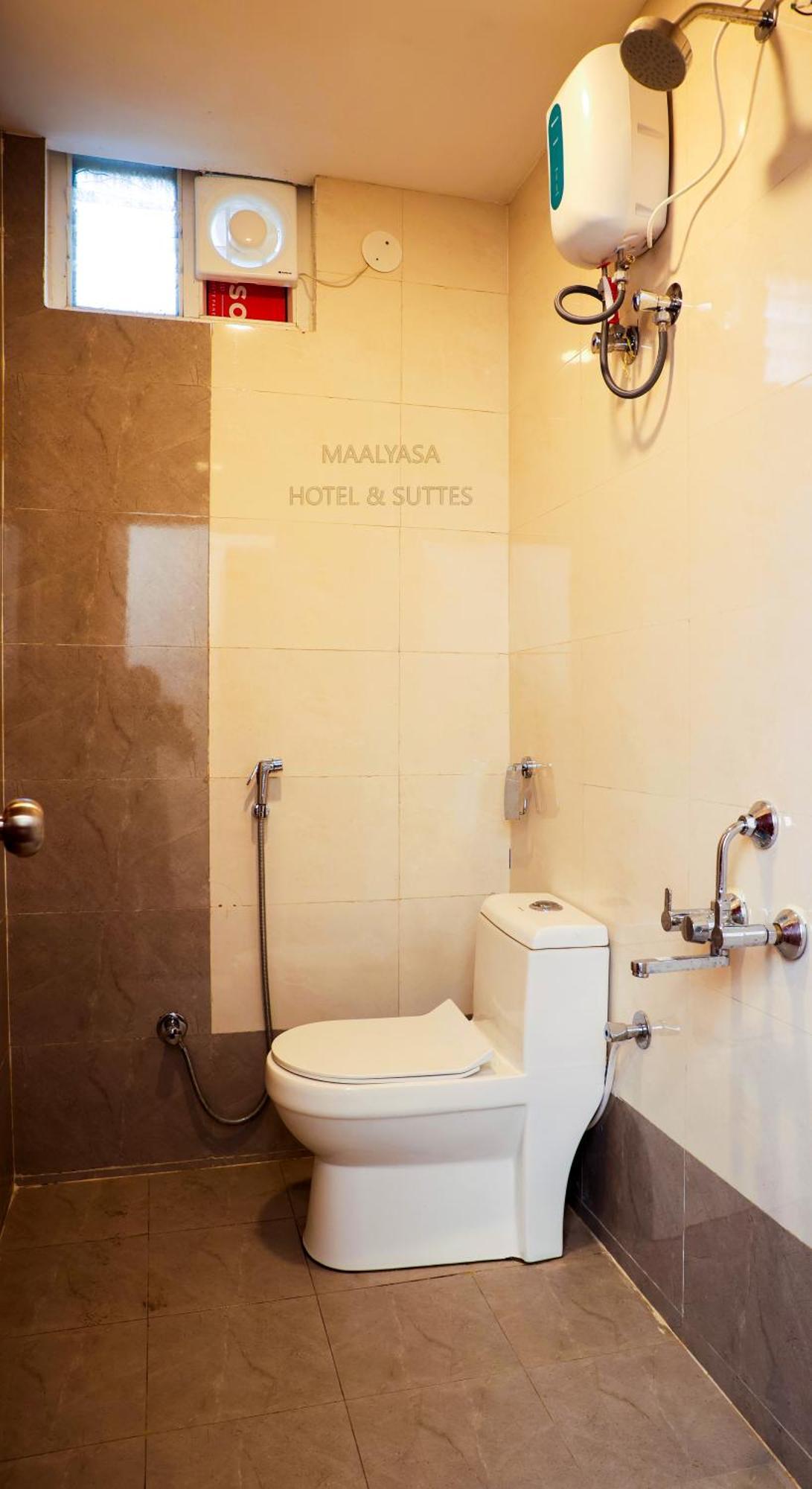 Maalyasa Hotel And Suites حيدر أباد المظهر الخارجي الصورة