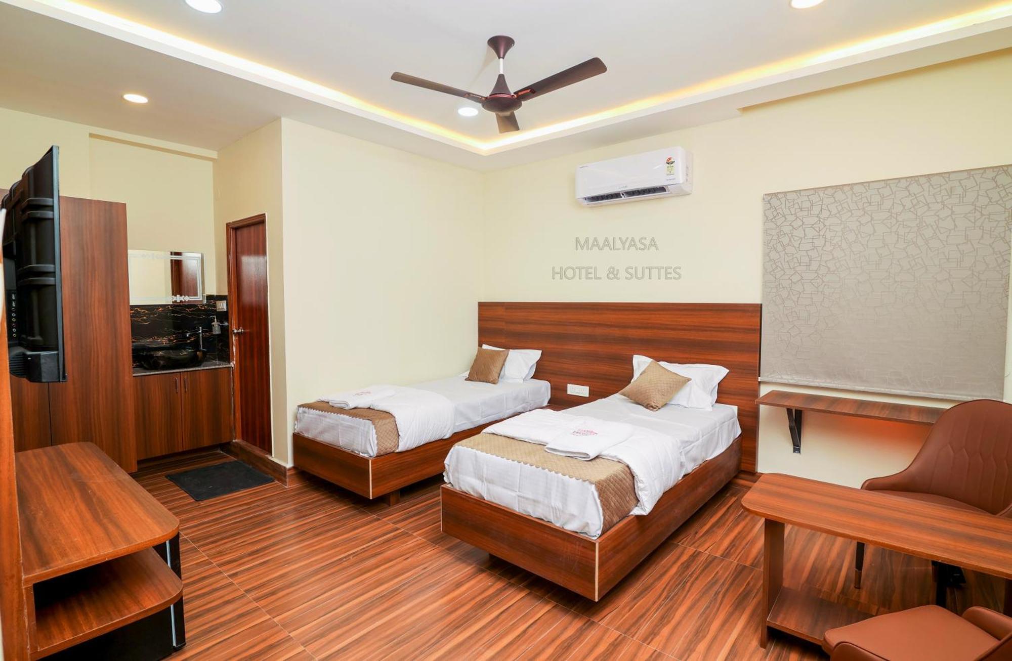 Maalyasa Hotel And Suites حيدر أباد المظهر الخارجي الصورة