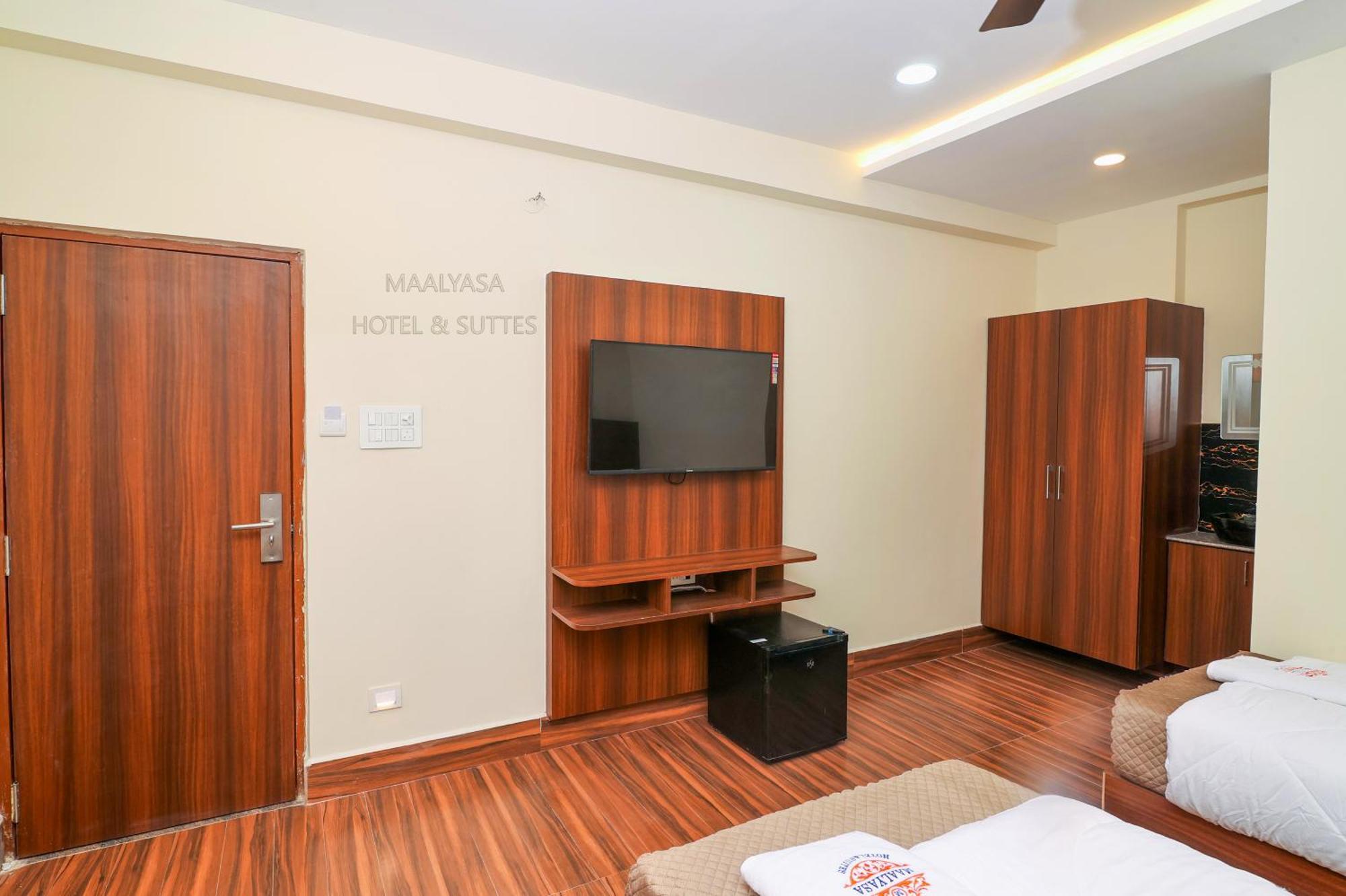 Maalyasa Hotel And Suites حيدر أباد المظهر الخارجي الصورة